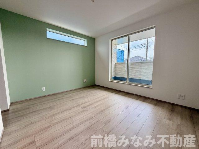【新築】前橋市南町2丁目　限定１棟　ハートフルタウン　新築建売の洋室|落ち着いた色調の洋室です