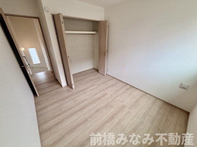 【新築】前橋市六供町1丁目　限定１棟　ハートフルタウン　新築建売の洋室|広々とした洋室です