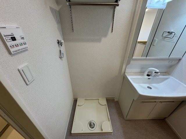 グレイスブリアンⅠの内装|室内洗濯機置場（同型タイプ）