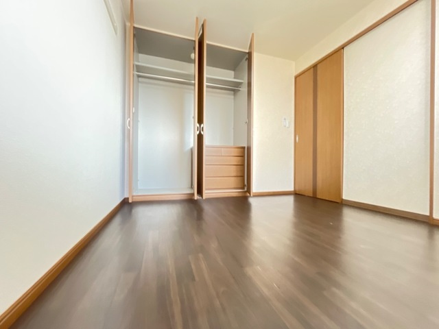 カトレアの内装