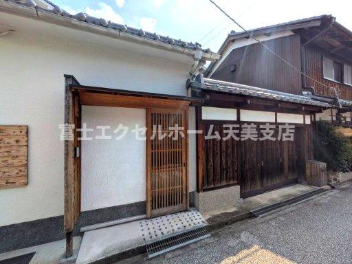 寺内町貸店舗事務所の外観
