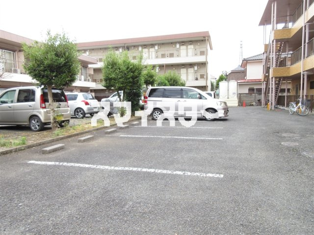 ベルハイムの駐車場