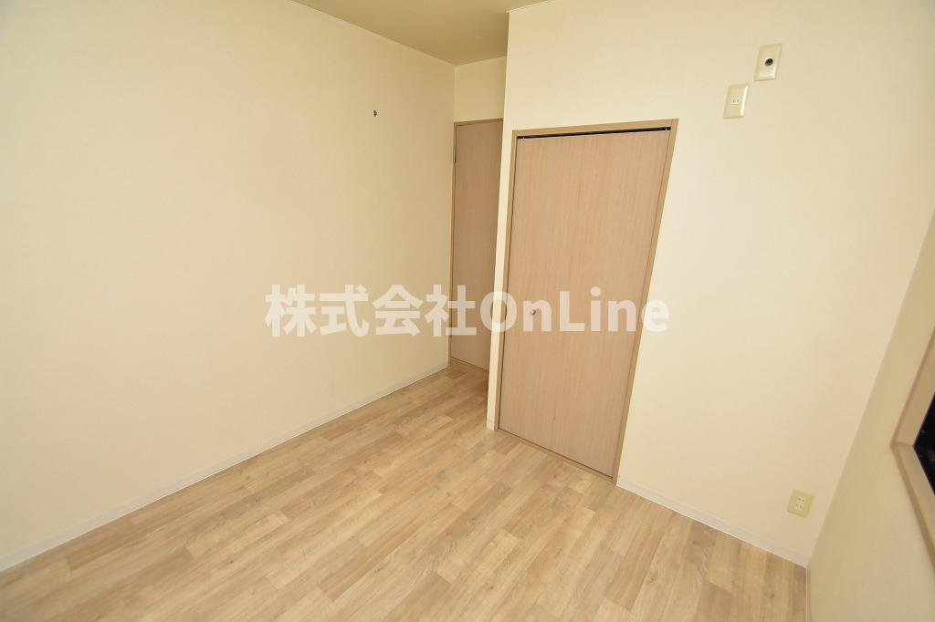東大阪市西石切町１丁目の賃貸マンションの内装