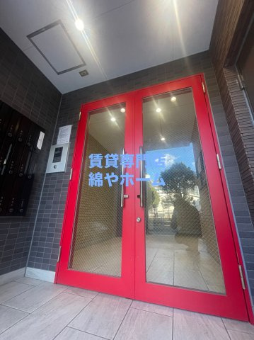 グランエクラ今宮戎のエントランス
