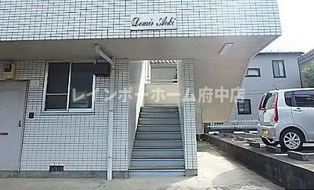 ドミールアオキのエントランス