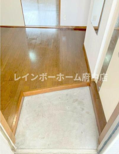 ドミールアオキの玄関