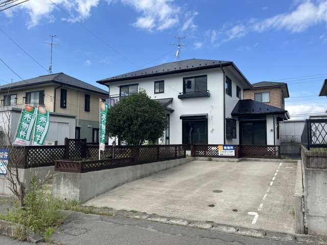 石巻市須江字しらさぎ台1丁目の駐車場|【並列駐車2台可能】前面道路が広く運転スムーズ、日当たり良好の角地風ハイグレード住宅
※外壁塗装工事が完了いたしました！