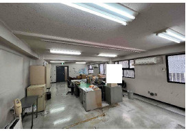 大阪市中央区平野町２丁目の事務所の内装|内装は落ち着いています