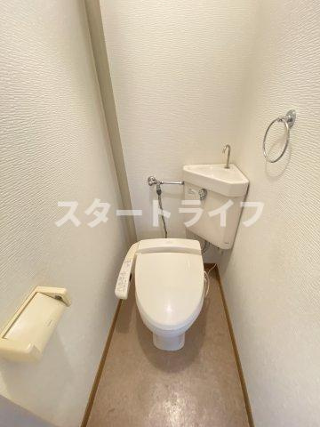大阪市淀川区西中島１丁目の賃貸マンションのトイレ