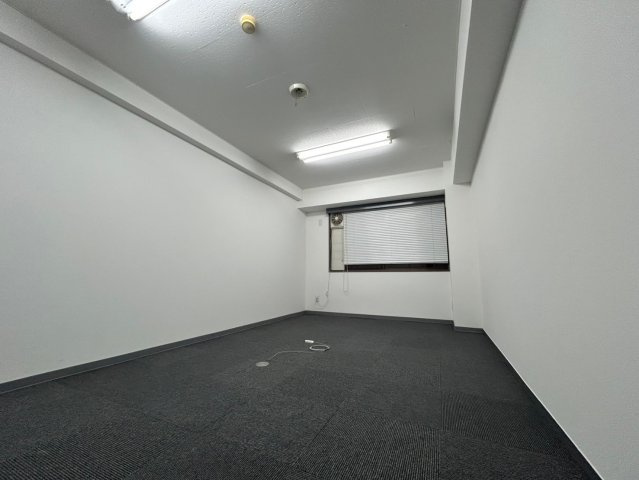 大阪市中央区内本町２丁目の事務所の内装|内装です