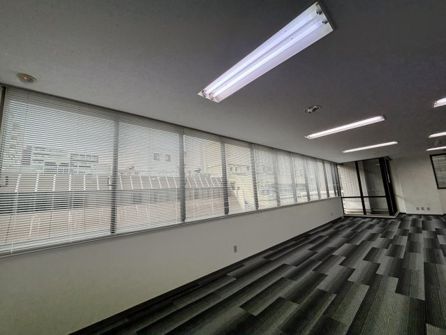 船場エースビルの内装|明るい室内です