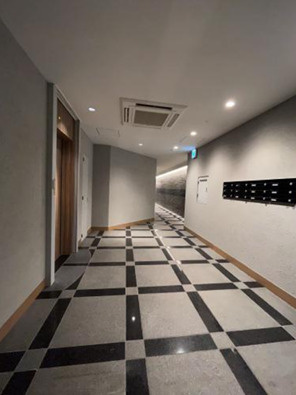 大阪市中央区北久宝寺町３丁目の事務所のロビー|ゆとりのあるロビーです