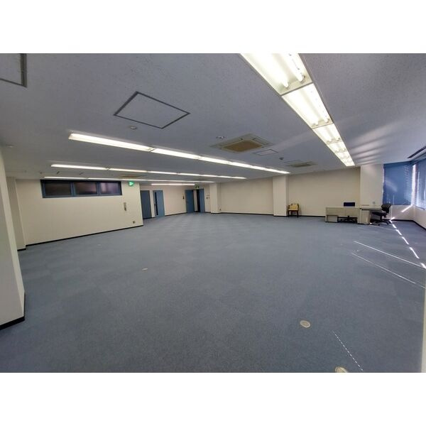 大阪市中央区南船場４丁目の事務所の内装|過ごしやすい室内です