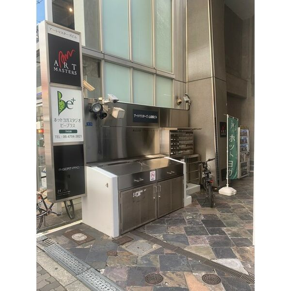 大阪市中央区西心斎橋１丁目の店舗一部のエントランス|エントランスです