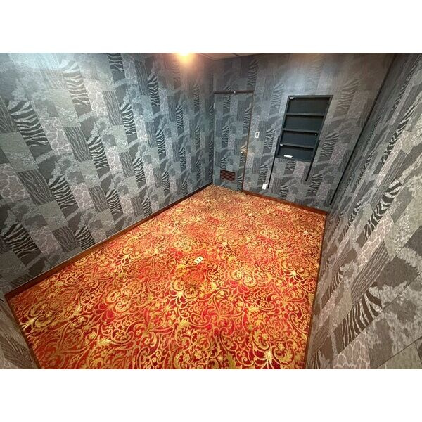 大阪市中央区宗右衛門町の店舗事務所の内装|おしゃれな内装です