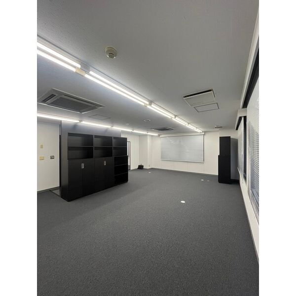 大和本町ビル