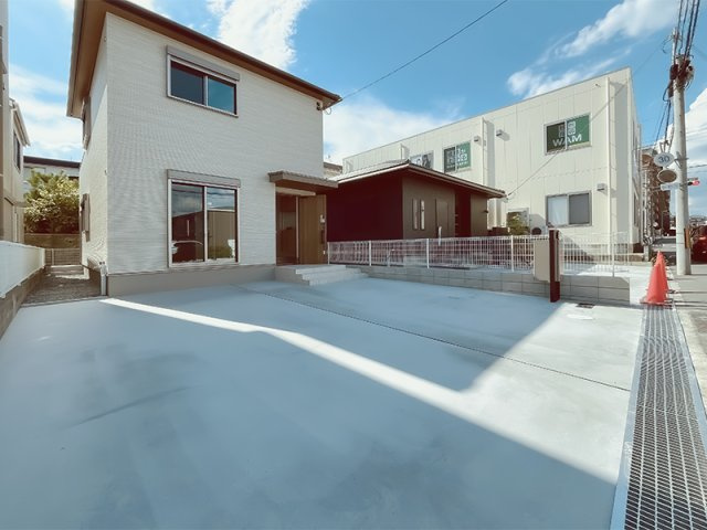 氷室町２　貸家の駐車場|駐車場スペース（2台分）
