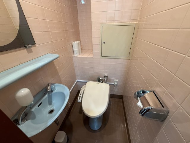 スキルインフォメーションズビルのトイレ|コンパクトで使いやすいトイレです