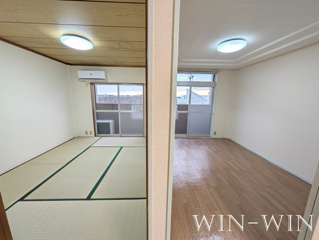 コーポラス管石の内装