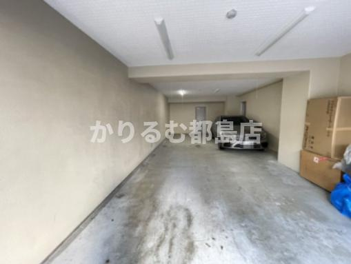 ウエンズ大阪城北の駐車場