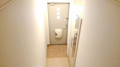 クレシェンドの玄関