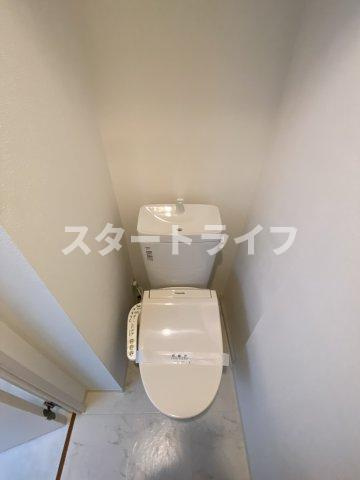 大阪市淀川区東三国５丁目の賃貸マンションのトイレ