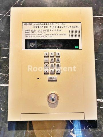 プレサンス名古屋STATIONルミアスのエントランス