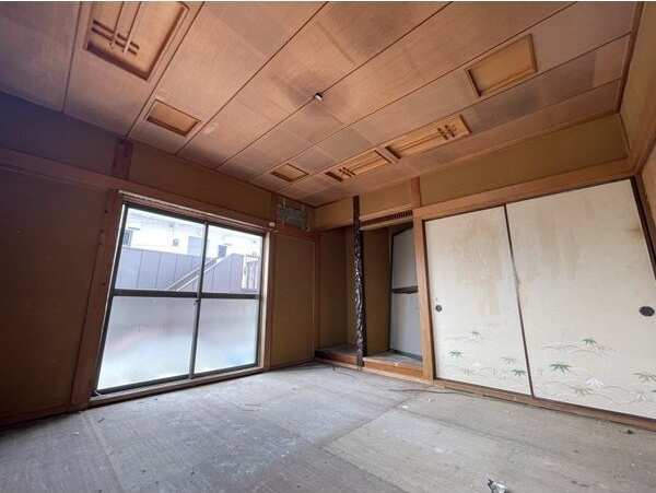 長久手市片平戸建ての居間・リビング