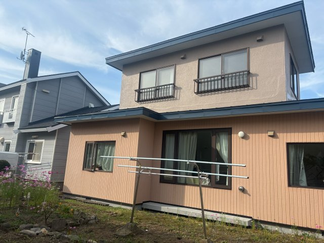【益浦4】バス停徒歩3分×2006年1階フルリフォーム済快適4LDK戸建！の外観|すっきりとした外観！日当たりも良好な住まい。