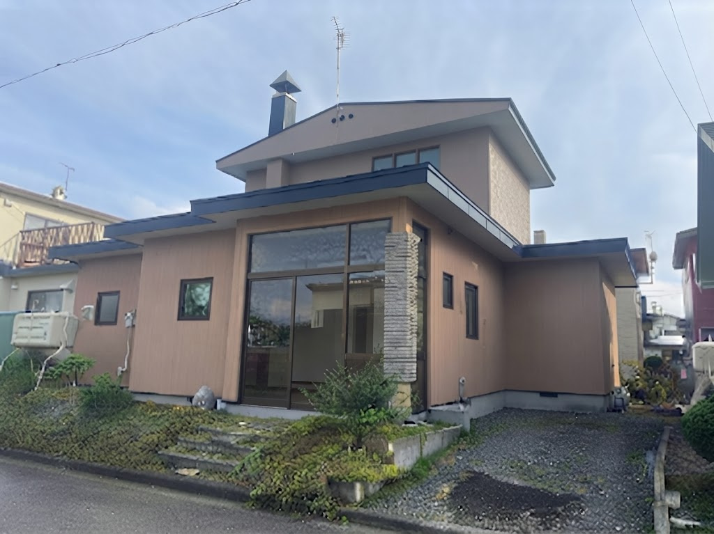 【益浦4】バス停徒歩3分×2006年1階フルリフォーム済快適4LDK戸建！の外観|南西向きで陽当たり良好な外観！閑静な住宅街に佇む4LDK。