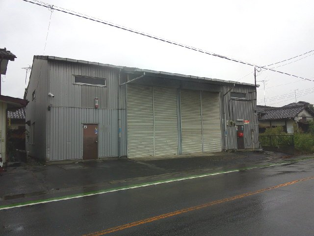 川越市大字鯨井の倉庫の外観