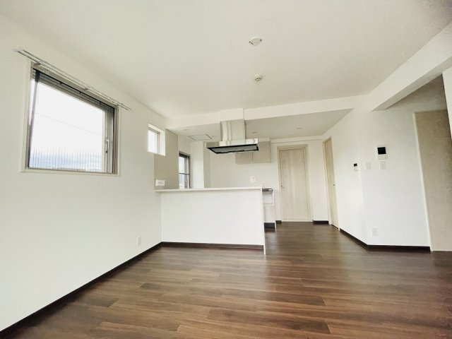 【居間・リビング】Villa Musica西宮北口