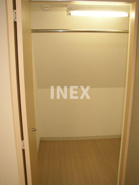 横浜市中区寿町１丁目の賃貸マンションの収納
