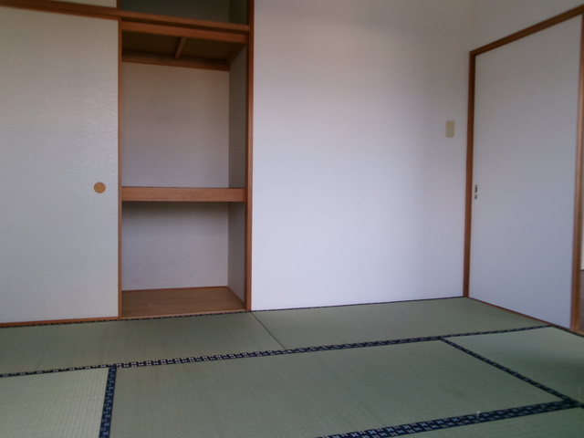 サンライズの和室|同タイプ他住戸の写真です（左右反転タイプ）