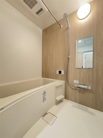 GROOM泗水Bの浴室