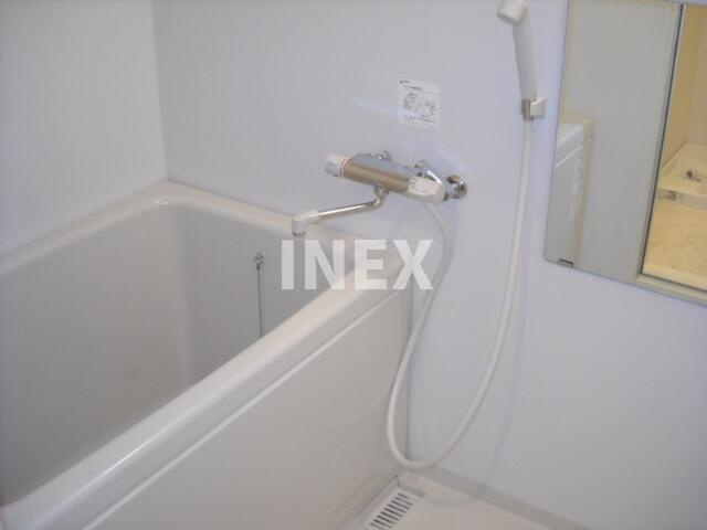 横浜市港北区錦が丘の賃貸マンションの浴室