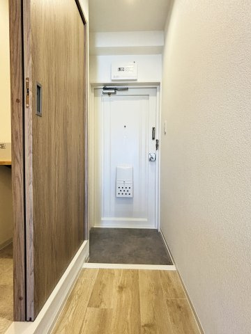 ライフプラス三篠の玄関