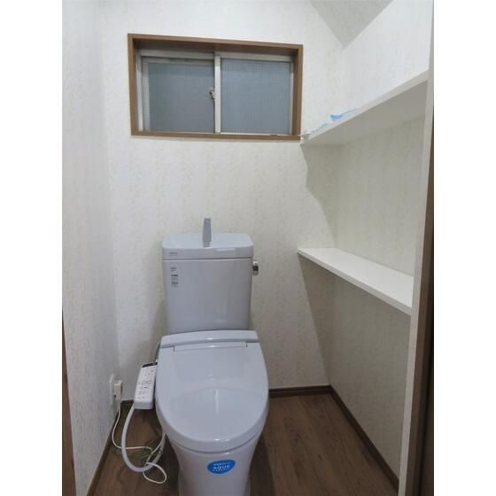 あさおか邸のトイレ|清潔感のあるトイレです