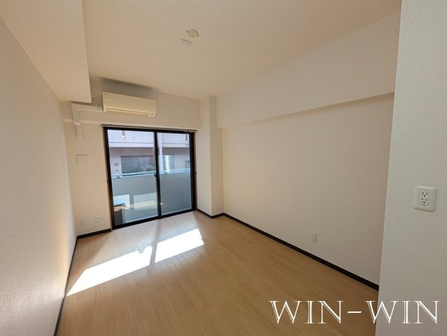 テイビービルの居間・リビング