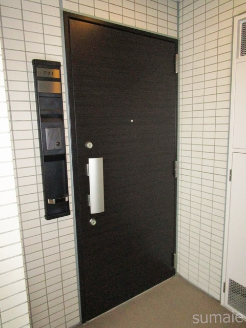 北区東田端２丁目の賃貸マンションの玄関|玄関扉です☆