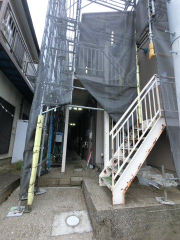 ジーアイハウス日の出Aのエントランス