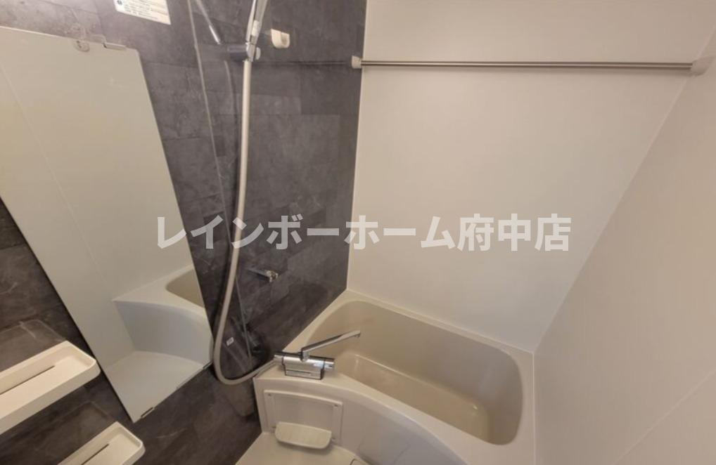 アンドレジデンス立川の浴室