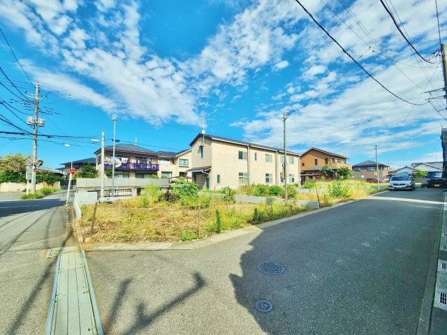 和光市下新倉4丁目 全4棟 2号棟の外観|【南西角地！！】
土地110㎡超×建物97㎡超
ゆとりある敷地に広々LDKと豊富な収納が魅力的な邸宅　全4棟