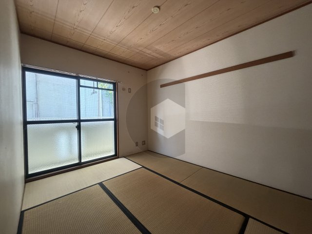 ジュネス高井田の和室