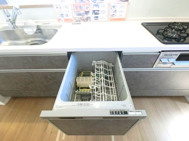 鳥栖市立石町１期　９号棟のキッチン|食洗機付き