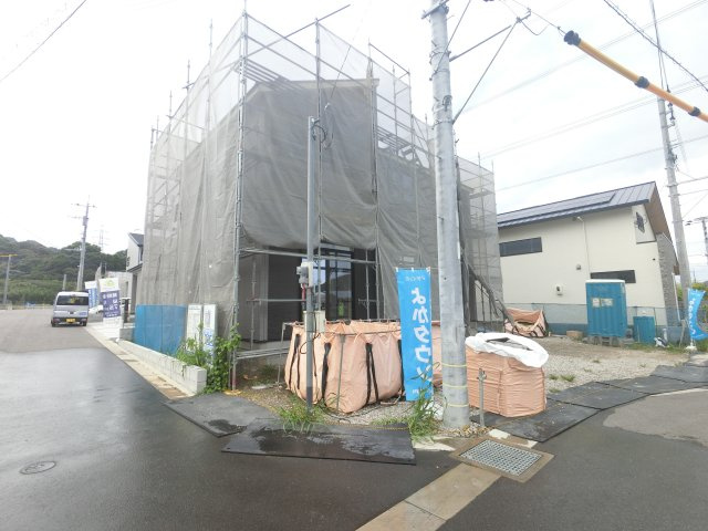 鳥栖市立石町１期　９号棟の前面道路含む現地写真|前面道路含む現地写真です