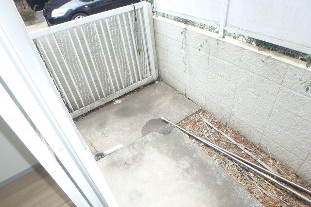 サンパレス元住吉のバルコニー|他のお部屋の参考写真となります。