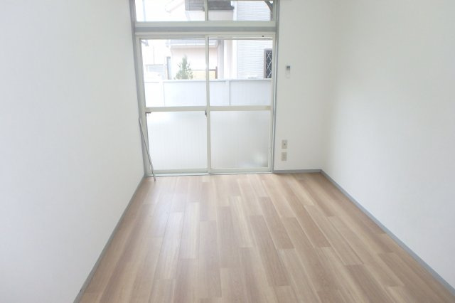 サンパレス元住吉の洋室|他のお部屋の参考写真となります。