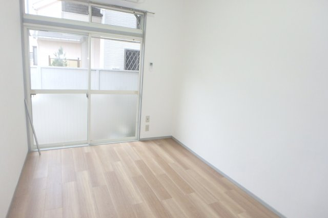 サンパレス元住吉の居間・リビング|他のお部屋の参考写真となります。