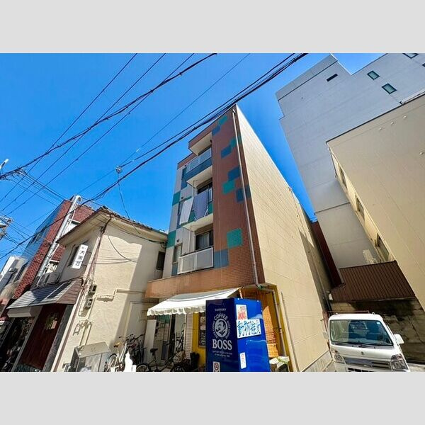 エルヴェールキャトルの外観